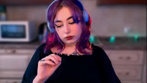 fickle demon made of clumps of matter online show from 02/08/25, 08:09