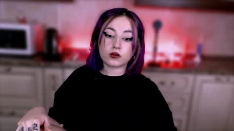 fickle demon made of clumps of matter online show from 03/07/25, 12:48