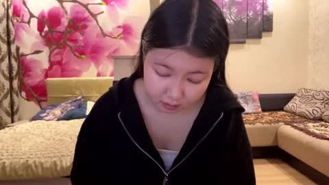 Eri online show from 03/16/26, 06:34