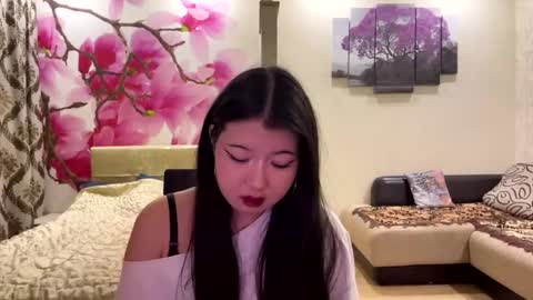 Eri online show from 04/18/26, 07:07