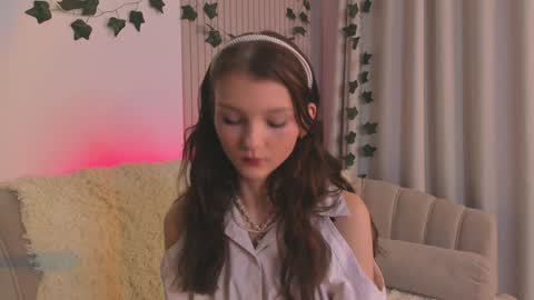 Snapshot of edithgalpin chatting on 02/01/25, 12:07 Lisa online show from 02/01/25, 12:07