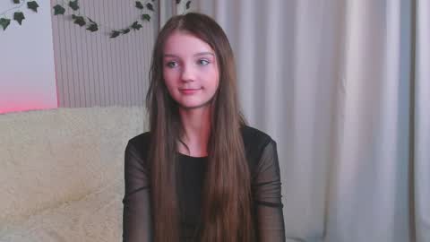 Snapshot of edithgalpin chatting on 03/01/25, 12:39 Lisa online show from 03/01/25, 12:39