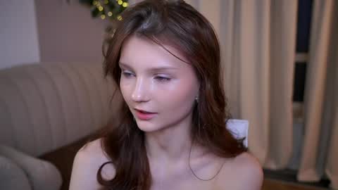 Lisa  online show from 04/01/26, 11:24