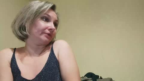 edithmanning online show from 02/03/25, 07:21