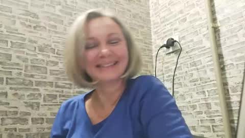 edithmanning online show from 02/11/25, 06:33