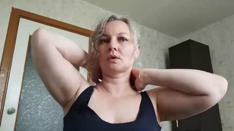 Snapshot of edithmanning chatting on 06/11/26, 10:57 edithmanning online show from 06/11/26, 10:57