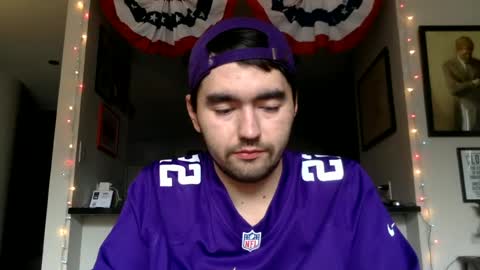 Snapshot of edmundfitz75 chatting on 06/25/26, 10:14 EddieFitz75 online show from 06/25/26, 10:14