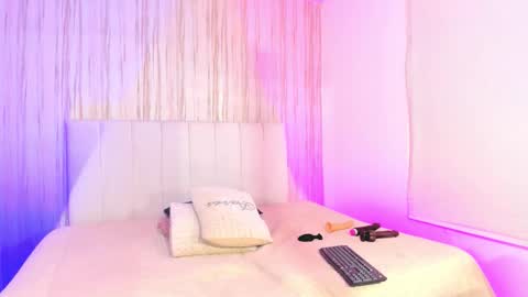 Snapshot of ednajara chatting on 01/09/26, 04:59 edna online show from 01/09/26, 04:59