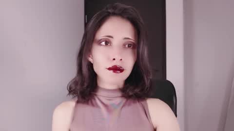 Edranah online show from 12/20/25, 11:34