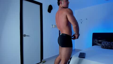 Eduar Wild online show from 03/05/26, 01:01