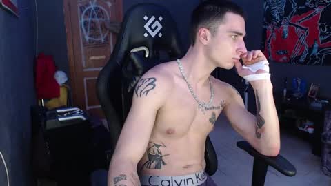 Eduar online show from 12/20/24, 10:43