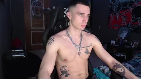 Eduar online show from 12/21/25, 12:56