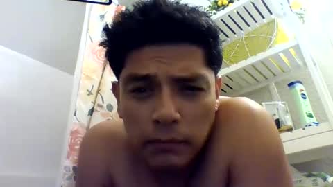 eduardo0084 online show from 01/01/25, 11:49