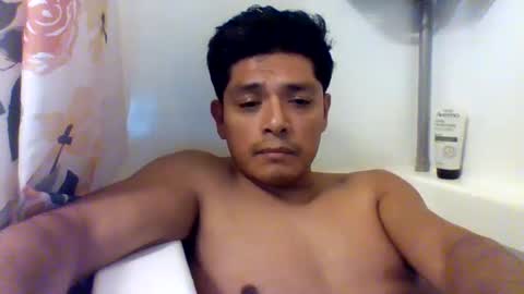 eduardo0084 online show from 01/11/25, 03:34