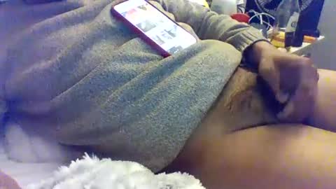 eduardo0084 online show from 03/07/25, 05:29