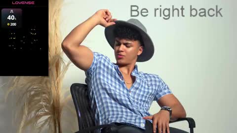 EDWARD CLARCK online show from 02/25/25, 06:03