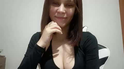 Snapshot of edwardnairn chatting on 02/04/26, 02:56 Viktoria online show from 02/04/26, 02:56