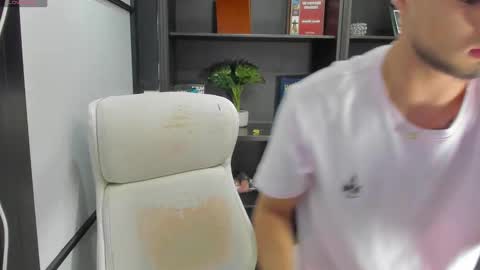 Edward Ross online show from 02/09/25, 07:30