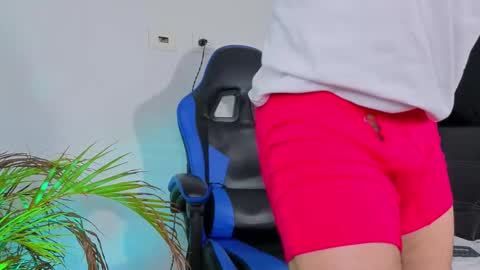 Edward Ross online show from 12/22/25, 07:44