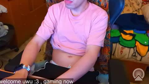 Snapshot of edwarh_01 chatting on 02/26/26, 11:59 Alex online show from 02/26/26, 11:59