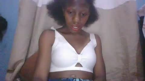 Snapshot of edwige770943 chatting on 04/02/26, 03:15 edwige770943 online show from 04/02/26, 03:15