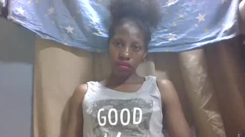 Snapshot of edwige770943 chatting on 04/13/26, 07:19 edwige770943 online show from 04/13/26, 07:19