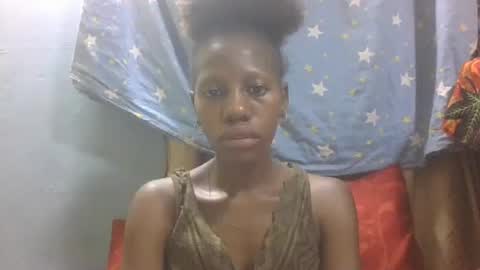 Snapshot of edwige770943 chatting on 04/15/26, 02:40 edwige770943 online show from 04/15/26, 02:40