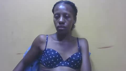 Snapshot of edwige770943 chatting on 04/18/26, 06:34 edwige770943 online show from 04/18/26, 06:34