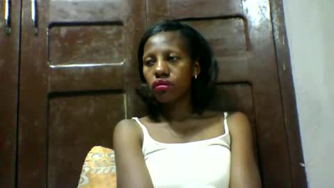 Snapshot of edwige770943 chatting on 04/26/26, 03:26 edwige770943 online show from 04/26/26, 03:26
