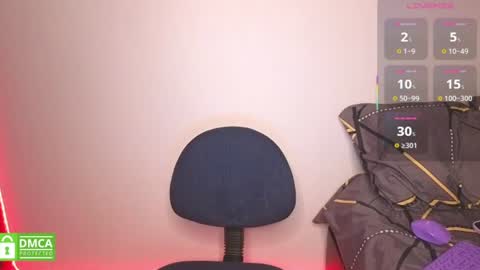 eemiiert_ online show from 06/14/26, 07:27