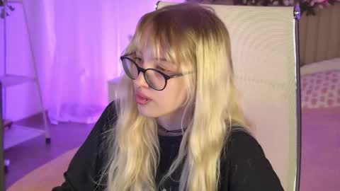 EVA NON NUDE online show from 05/07/26, 04:34