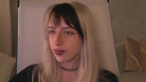 EVA NON NUDE online show from 06/03/26, 06:02