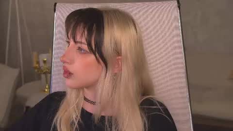EVA NON NUDE online show from 06/14/26, 04:09