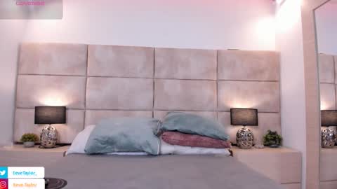 Eevee online show from 02/18/26, 03:13