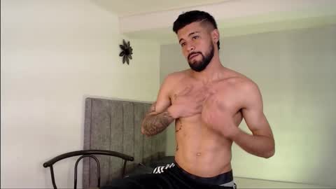 eevil_boys_77 online show from 10/18/25, 01:12
