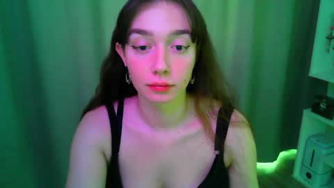 effie_balconii online show from 04/27/26, 12:14