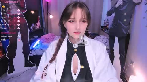 Effie online show from 09/23/25, 05:32