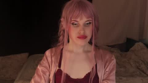 Effie Mur online show from 12/19/24, 06:56