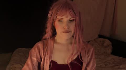 Effie Mur online show from 01/06/25, 06:14