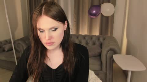 Effie Mur online show from 04/11/26, 10:58