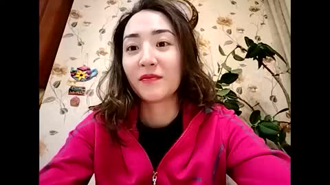 Effy online show from 12/18/24, 08:14