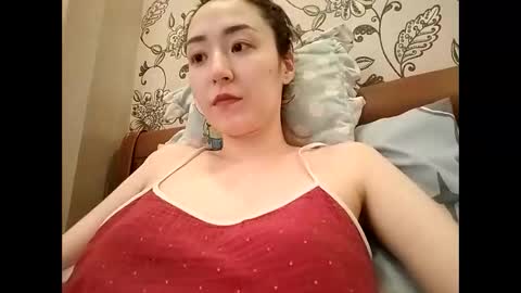 Effy online show from 04/14/26, 09:15