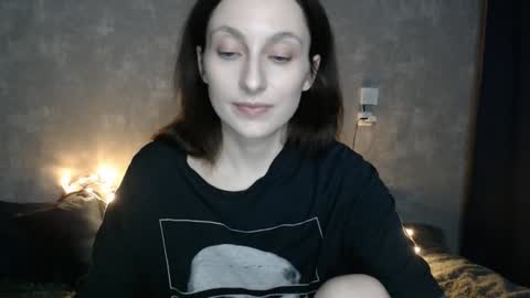 Snapshot of effy_gray chatting on 01/28/25, 02:21 Anna online show from 01/28/25, 02:21