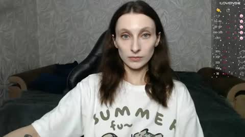 Snapshot of effy_gray chatting on 07/14/26, 07:52 Anna online show from 07/14/26, 07:52