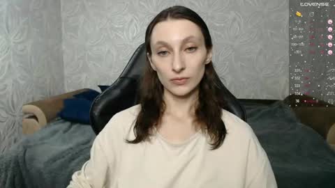 Snapshot of effy_gray chatting on 07/15/26, 09:09 Anna online show from 07/15/26, 09:09