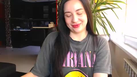 Effy online show from 10/09/25, 08:34