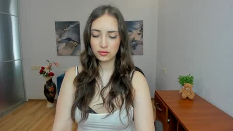 Effy Royse online show from 05/22/26, 05:47