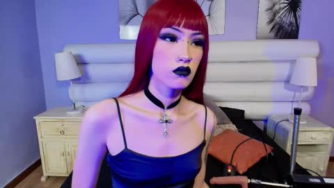 Snapshot of effycorpse chatting on 03/08/25, 05:33    online show from 03/08/25, 05:33