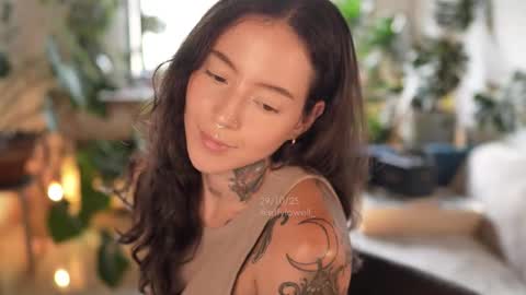 Effy online show from 10/29/25, 04:53