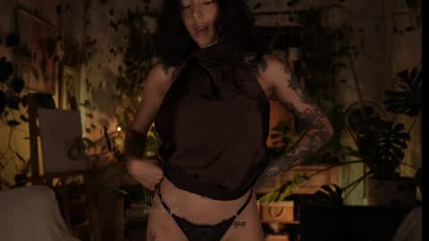 Effy online show from 04/11/26, 02:38